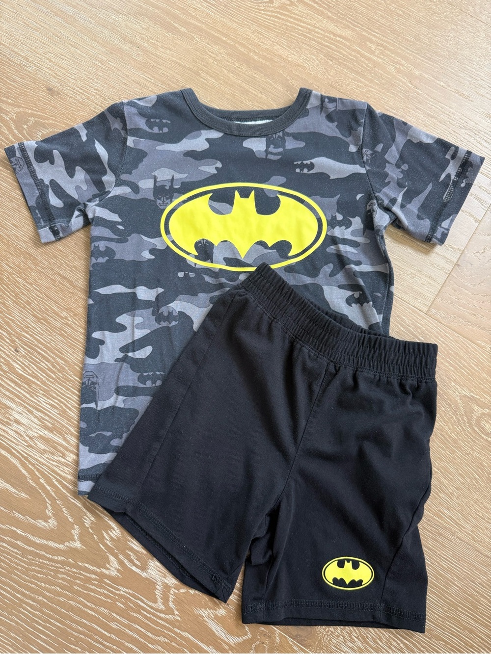 Gap Kids DC Batman Camo Flame Resistant 2pc Pajama Set Boys Size 4